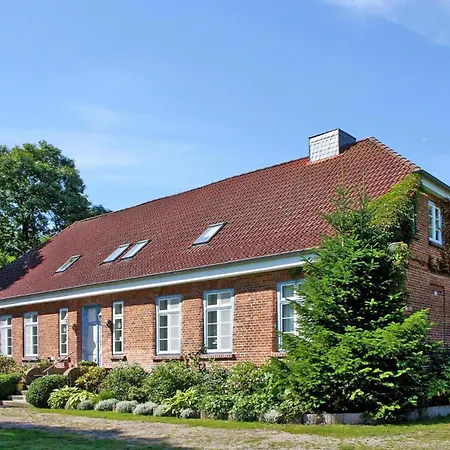 Im Gutshaus Schulenbrook * Metelsdorf